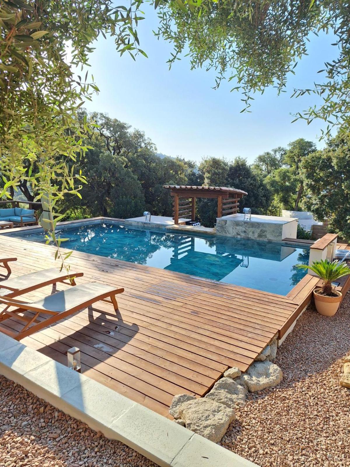 Appartement Jardin Et Piscine Les Anges Du Maquis Location Corse-Du-Sud Conca Exterior foto